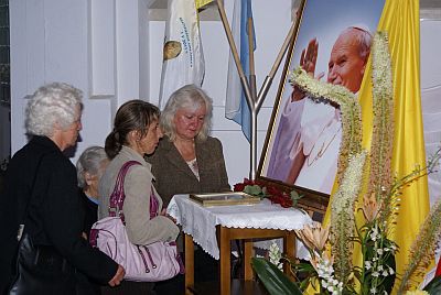 Relikiwie Jana Pawła II w białostockim Sanktuarium Miłosierdzia Bożego