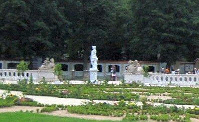 Sfinksy z ogrodu Branickich przejdą renowację