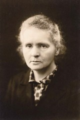 Życie i dokonania Marii Skłodowskiej-Curie. Wystawa w Bibliotece Uniwersyteckiej