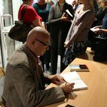 "Książka meldunkowa" Jana Kamińskiego. W niej przegląda się podlaska mentalność
