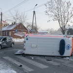 Śmiertelny wypadek z udziałem karetki pogotowia