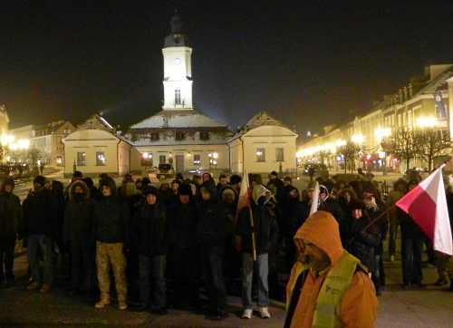 ACTA. Premier zawiesił ratyfikację umowy, jej przeciwnicy znów protestowali