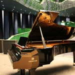 Nowy fortepian w OiFP. To instrument klasy mistrzowskiej