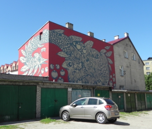 Murale w centrum miasta. Street art na DSW