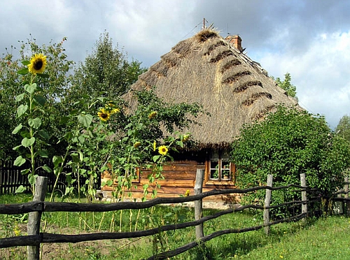 Zielone Świątki w skansenie. Festyn i widowiska