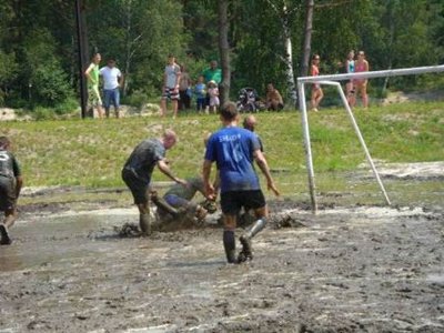 Torfowy Rycerz Aptel został brązowym medalistą II Mistrzostw Polski w Piłce Błotnej