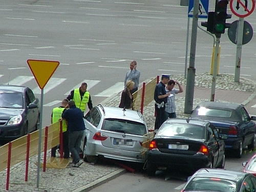Kolizja na skrzyżowaniu w centrum Białegostoku
