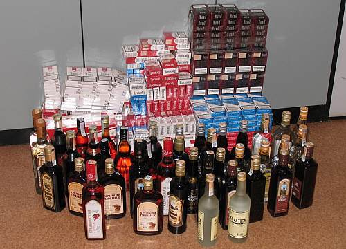Alkohol, papierosy i paliwo przemycane z Białorusi