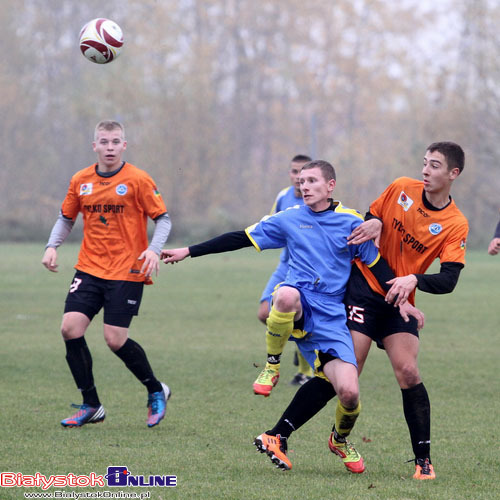 Regionalny futbol: Zacięte pojedynki w Czyżewie i Raczkach