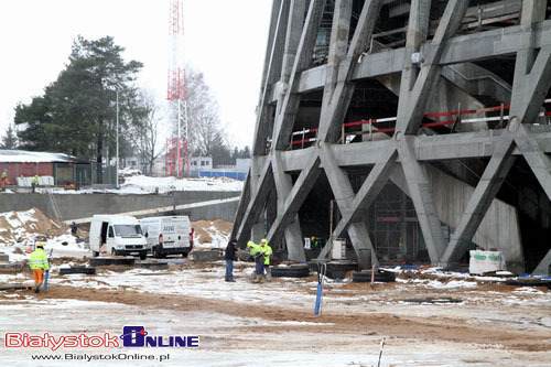 Wykonawca stadionu nie skończy I etapu prac w terminie