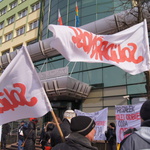 Protest pod urzędem. Podlasianie nie chcą likwidacji linii kolejowych