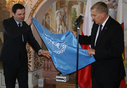 Flaga ONZ w Białymstoku