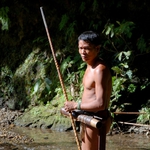 Kanibalizm i trudy życia w dżungli. Znany podróżnik opowie o swojej wyprawie