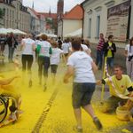 Wokół białostockiego ratusza przebiegł Koloraton. Pierwszy tego typu bieg charytatywny w Polsce