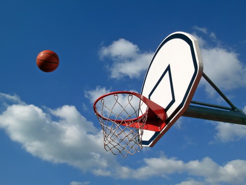 Koszykarki i koszykarze z SP nr 47 w Białymstoku na podium turnieju ENERGA Basket Cup