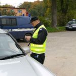 Dłuższe kontrole policji. Funkcjonariusze rozpoczęli strajk włoski