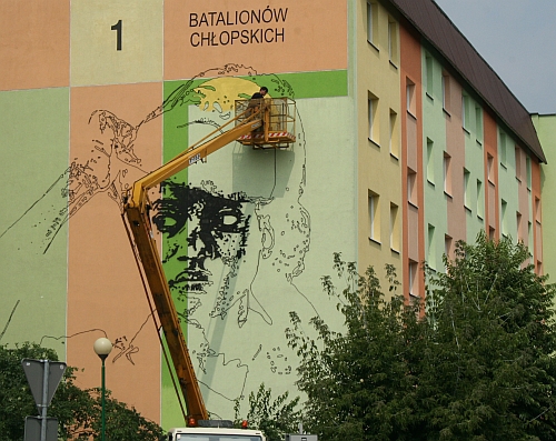 Na Leśnej Dolinie powstaje antyrasistowski mural