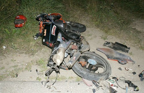 Motocyklista uderzył w traktor. 16-latek nie żyje
