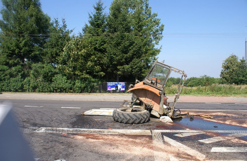 Ciągnikiem wymusił pierwszeństwo. Kierowca był pijany