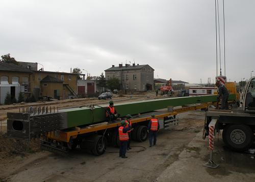 Podlaska firma stawia most na Wieprzy. Szuka pracowników