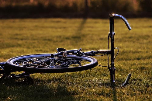 Potrącenie rowerzysty. 58-latek trafił do szpitala