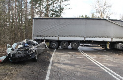 Tragiczny wypadek pod Zabłudowem. 2 osoby zginęły na miejscu