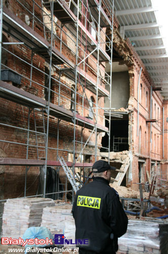 Śmierć robotnika w galerii Alfa. Prokuratura apeluje ws. katastrofy budowlanej