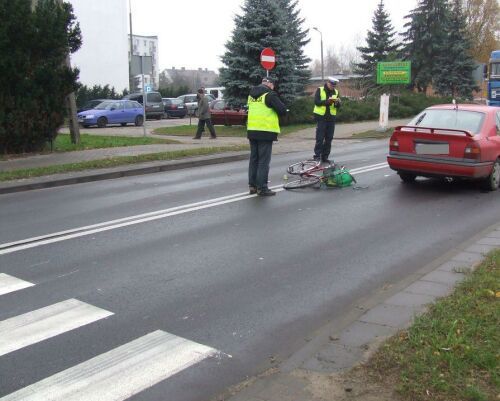 Ul. Kopernika. Kierowca potrącił pieszego, ale twierdzi, że to jego wina