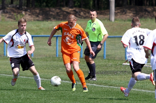 Podlaski futbol. IV liga, KOS i A klasa - wyniki weekendowych spotkań piłkarskich [ZDJĘCIA]