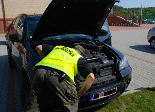 Jechał kradzionym BMW. Auto jest warte ponad 200 tysięcy złotych