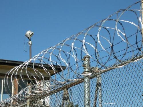 Skazany za kradzieże więzień powiesił się w zakładzie karnym