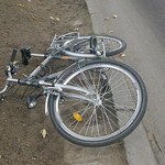 Pijany kierowca potrącił rowerzystę. 87-latek trafił do szpitala