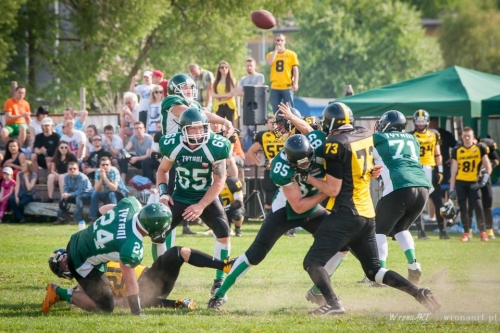 Futbol amerykański. Lowlanders podejmą Tytanów