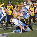 Futbol amerykański. Lowlanders rozgromili Falcons i zagrają w Toplidze! [ZDJĘCIA]