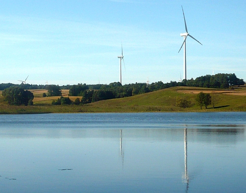 Farmy wiatrowe. Powstają w atmosferze korupcji, na cennych przyrodniczo terenach