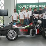 Bolid z PB zajmuje coraz wyższe miejsca na torach Formula Student