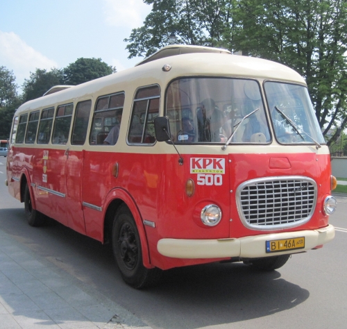 Zabytkowy autobus "ogórek" wyruszy w miasto. Bezpłatne wycieczki