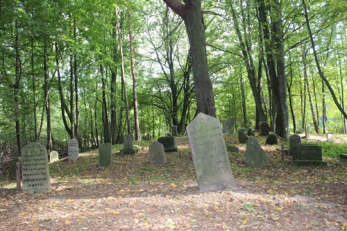 Cmentarz żydowski w Knyszynie został uporządkowany. Może przyciągnąć wielu turystów [ZDJĘCIA]