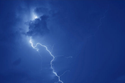 Burza, deszcz i silny wiatr. Meteorolodzy ostrzegają w oficjalnym komunikacie