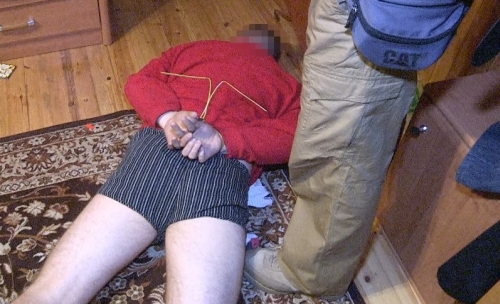Antyterroryści wkroczyli do mieszkań. Zatrzymano 18 skinheadów i pseudokibiców