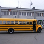 Amerykański school bus jeździ po białostockich ulicach