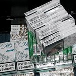 Nielegalne papierosy warte 10 tys. zł w mieszkaniu. Policja zatrzymała 47-latka