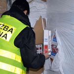 Miały być nici i słodycze. Celnicy wykryli 200 tys. paczek nielegalnych papierosów
