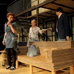 "Czego nie widać". Co kryje się za teatralnymi kulisami?