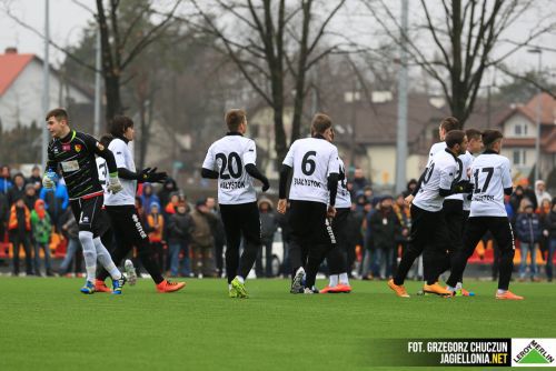 Żółto-czerwoni remisują z Widzewem