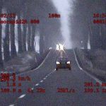 Pirat drogowy w mercedesie. Pędził 200 km/h
