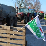 Rolnicy po raz kolejny blokują krajową "ósemkę"
