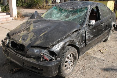 23-latek zginął w bmw. Czy auto prowadził jego pijany kolega?