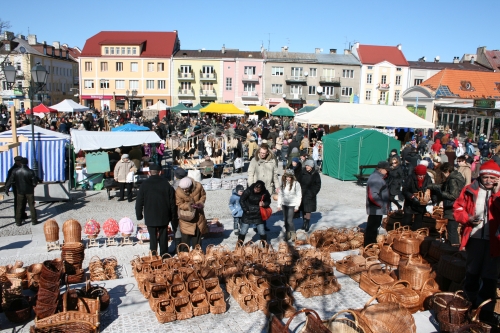 Jarmark wielkanocny. Palmy i pisanki na Rynku Kościuszki