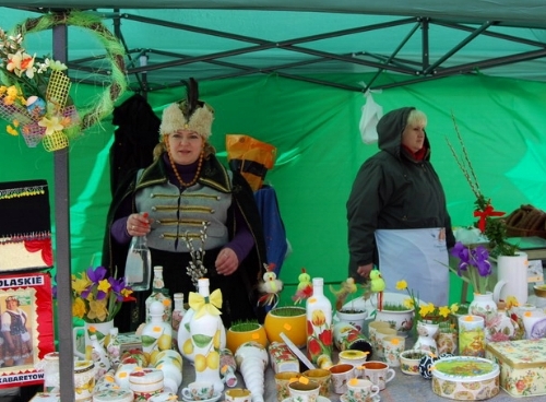 Czas wielkanocnych jarmarków. Kolejna impreza pod Ratuszem